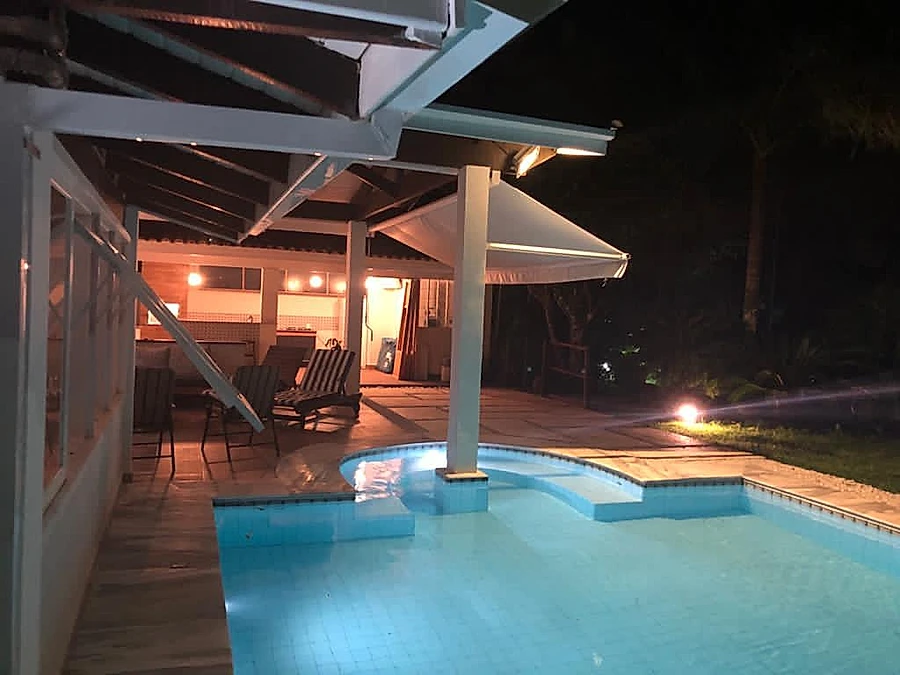Térrea c/ Piscina, Churrasq., 4 Dorms (1 Suite) + 2WCs), ar cond., 700m da praia, 02 Vagas no Jardim