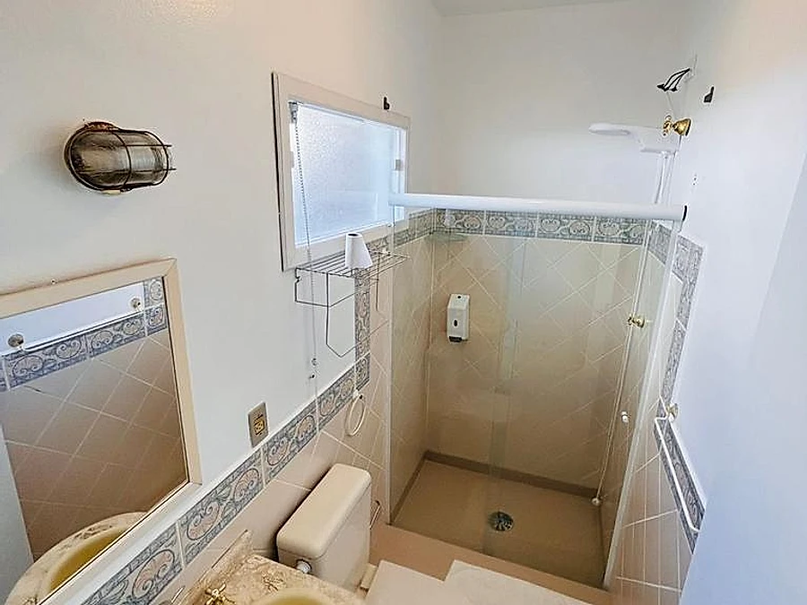 Térrea c/ Piscina, Churrasq., 4 Dorms (1 Suite) + 2WCs, ar cond., 700m da praia, 02 Vagas no Jardim - foto 6