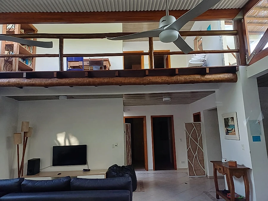Ótimo sobrado, 500m da praia, Sala ampla,  4 suites - foto 3