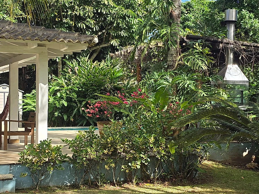Charmosa, Varanda em L, 4 Dorms (2 Suites), Ar condic., Piscina, Churrasq.,  450m da praia, Habite-se - foto 11