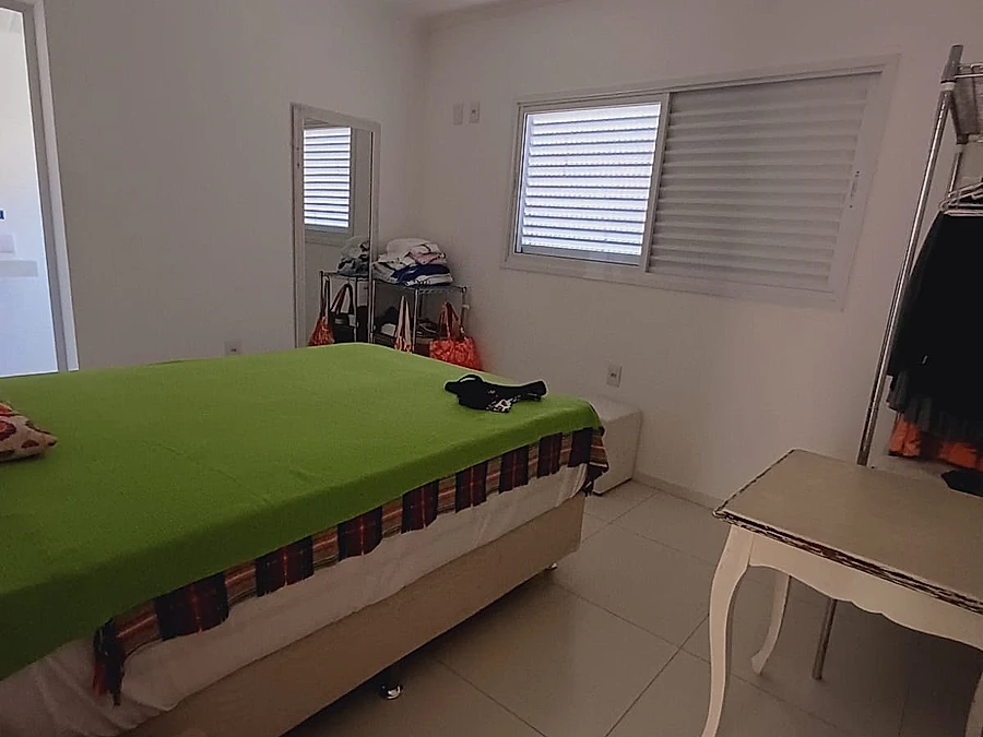 Sobrado a 1000m da praia, 3 suites, piscina - foto 7