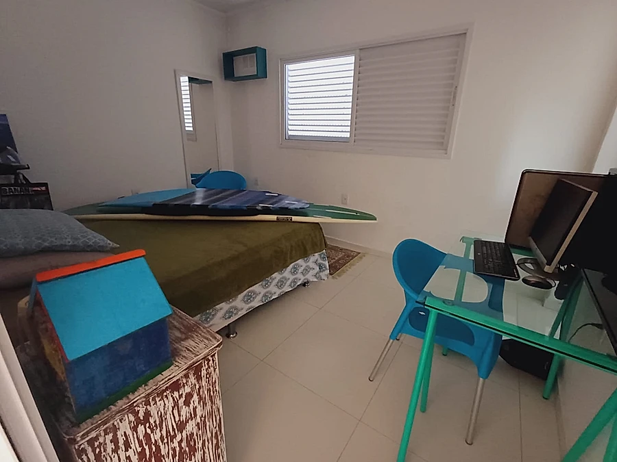 Sobrado a 1000m da praia, 3 suites, piscina - foto 9