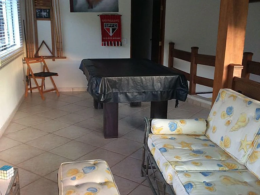 Linda c/Piscina, Ar cond. 4 Suites, Churrasq., Forno a Lenha, até 10 pess. - foto 2