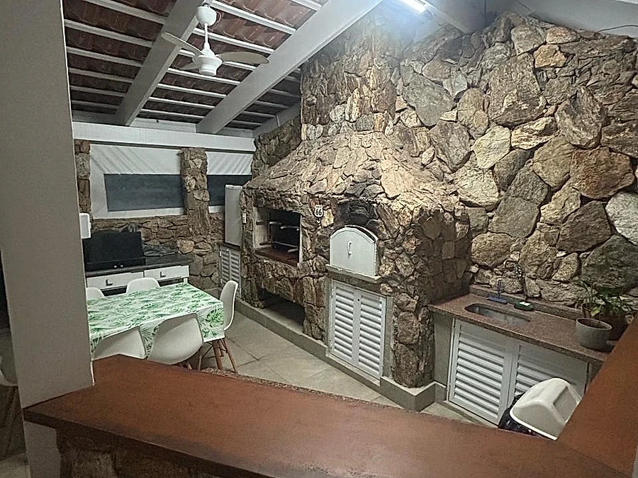 Ótima casa c/4 dorms (3 Suites), Ar cond., Piscina, Churrasq., diversos ambientes -Até 11 pessoas - foto 12