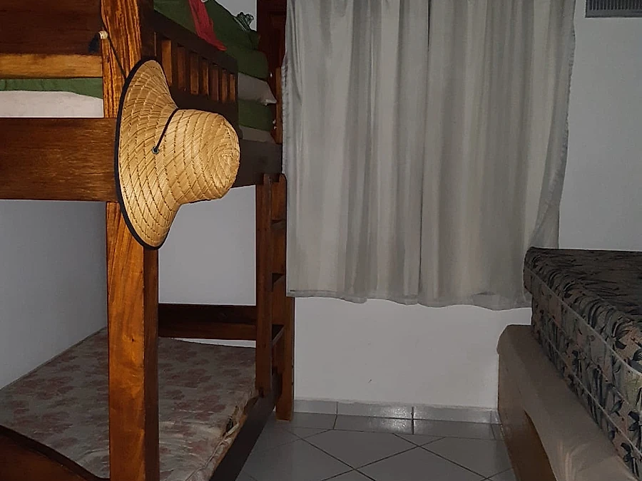 Térrea, 3 dormitórios (01 Suite), Churrasq., Até 10 pessoas. Anual R$7.350/mês, inclui Cond/IPTU; - foto 4