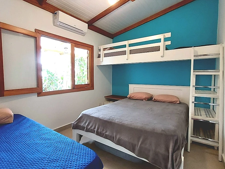 Térrea, charmosa, a 500m da praia, c/Piscina e churrasq., 3 Dorms (Suite) Ar Condic., até 10pess - foto 6