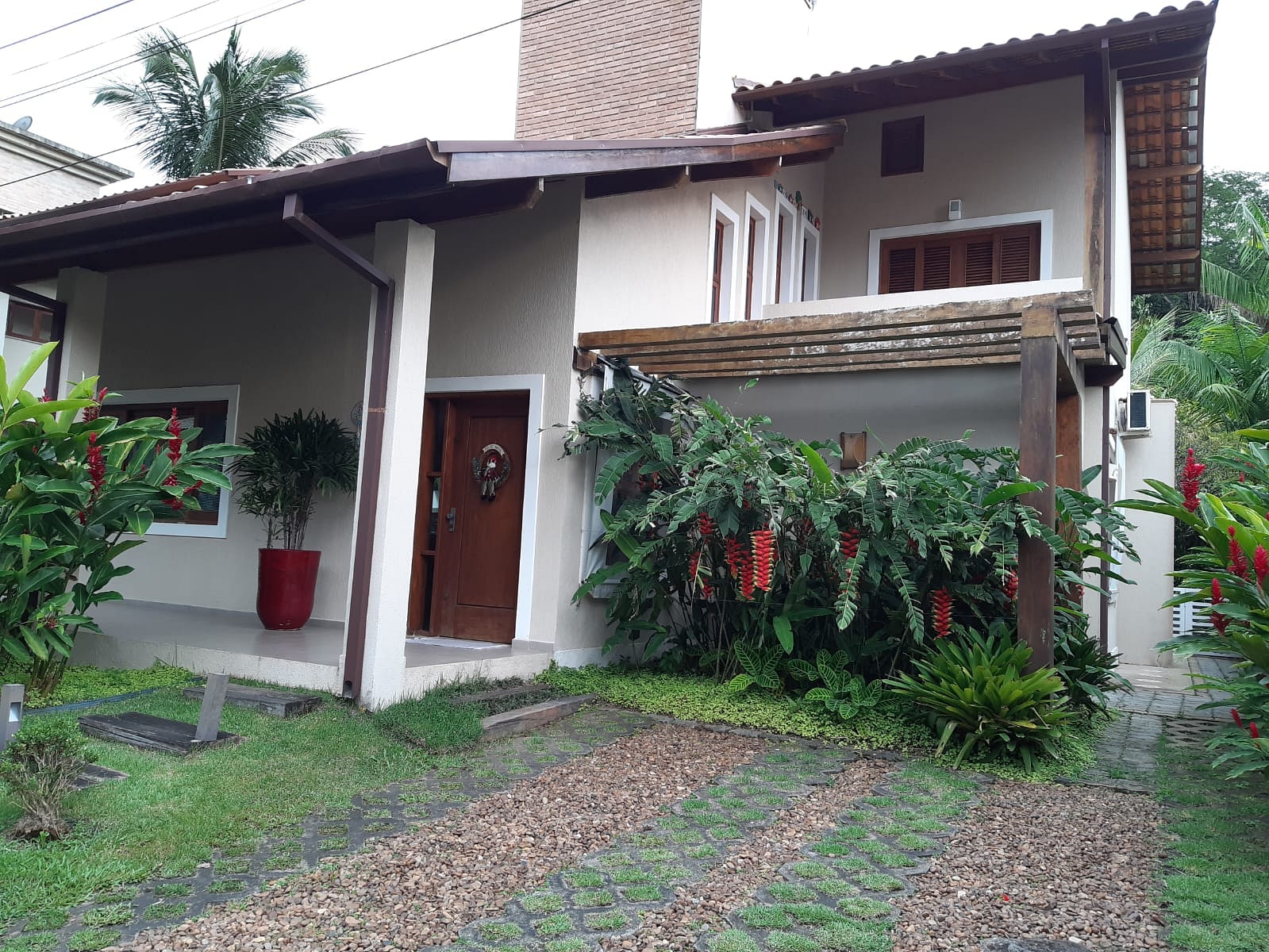 Linda, Decoração de Praia, 5 Dorms (4 Suites) Ar condic., 8 Adults +2 crianças - SPA, Churrasq.,  Reveillon 7d