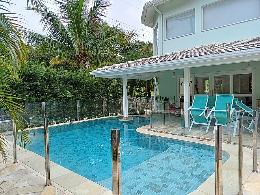 Amplo sobrado c/ Piscina, 4 Suites, Lavabo, até 15 pess., a 1.100m da praia - foto 10