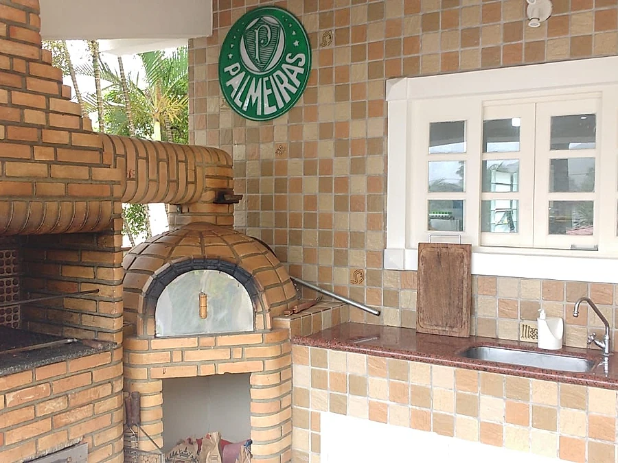 Piscina, Churrasq e Forno a lenha, 4 Dorms (3 Suites) c/Ar Condic., +WC e Lavabo, Familias até 8 pessoas. - foto 4