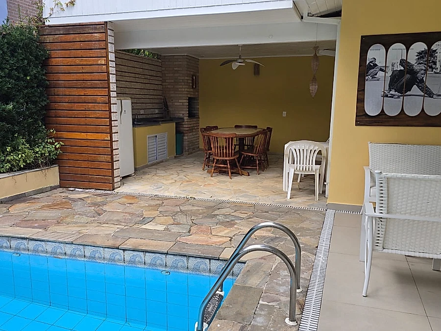 Terrea c/Piscina, Churrasq,  3 Suites  c/Ar Condic -WiFI - foto 11