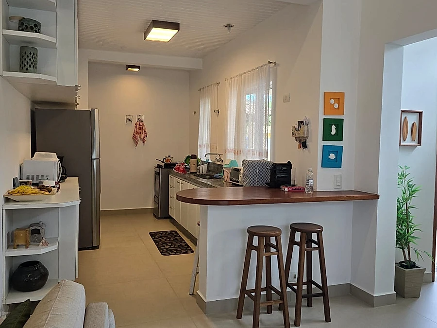 Terrea c/Piscina, Churrasq,  3 Suites  c/Ar Condic -WiFI - foto 13
