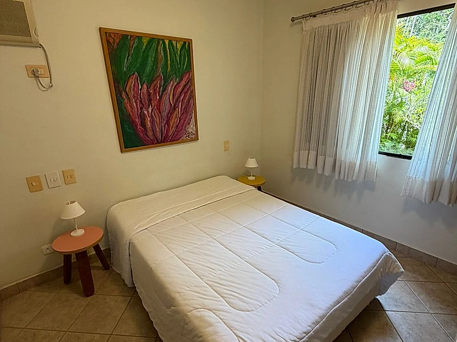 Sobrado 4 suites p/10p, Varanda churrasqueira e forno a lenha, a 700m da praia - foto 9